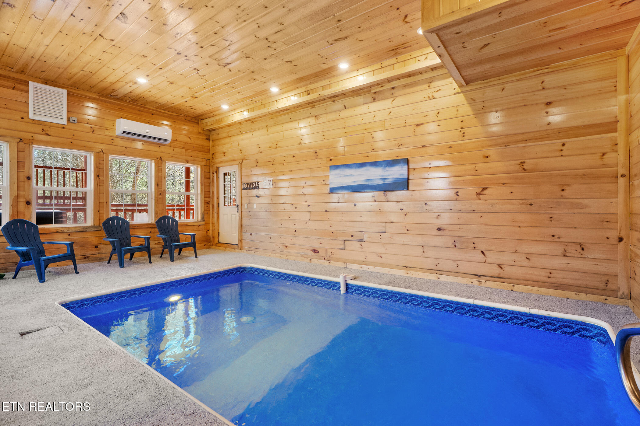 4355 Forest Ridge Way Pigeon Forge, TN 37863 - Photo 3 of 55 dsc04212