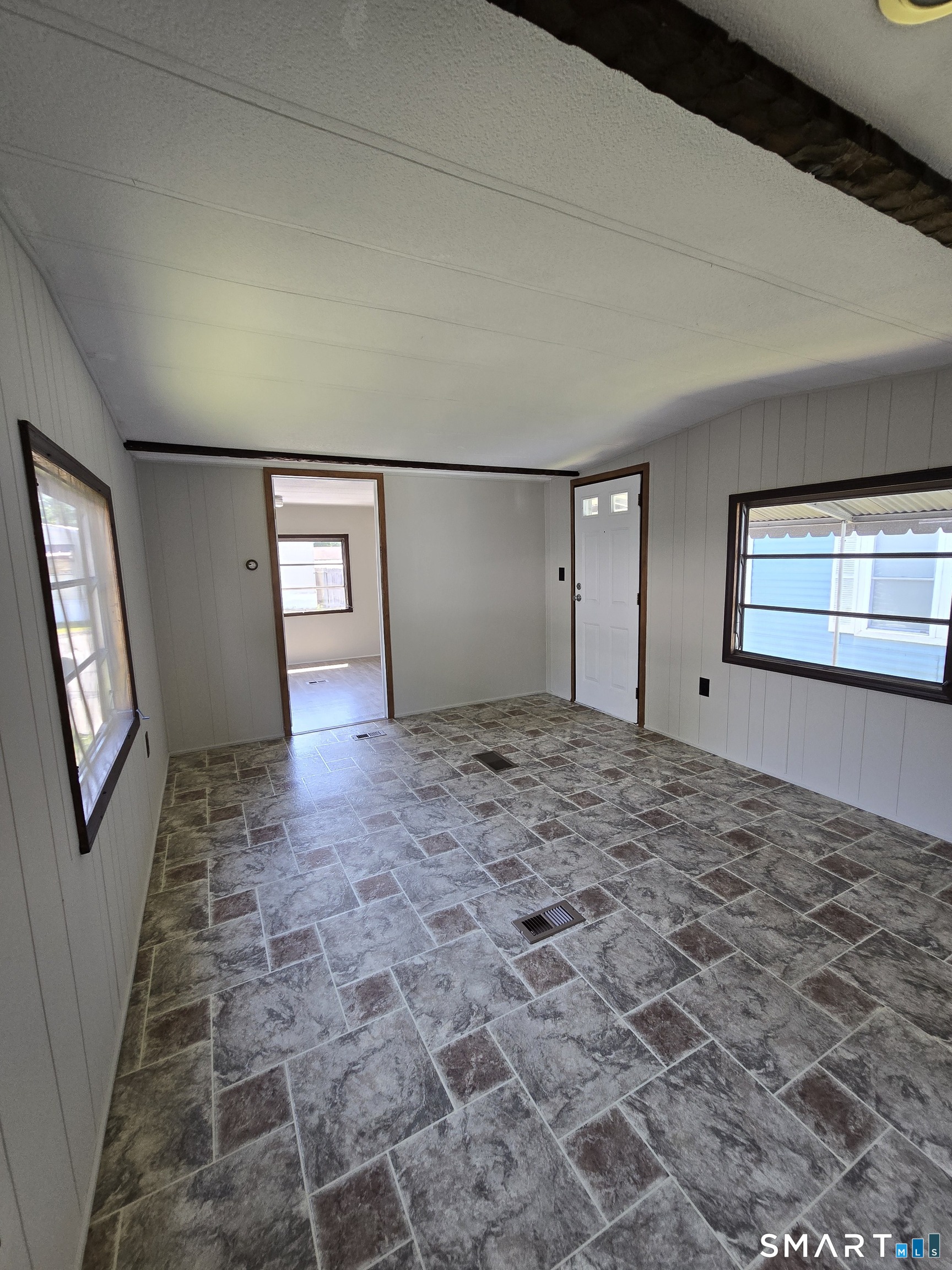 3 Sunny Acres Wallingford, CT 06492 - Photo 5 of 23