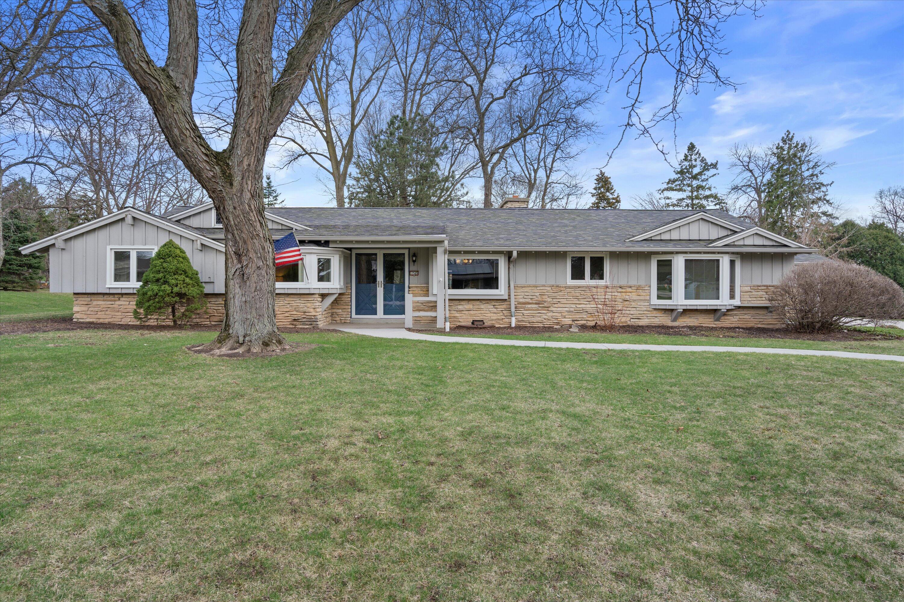 Welcome To Brookfield! Beautiful 3 Bedroom Ranch Home Located In A Quiet Neighborhood