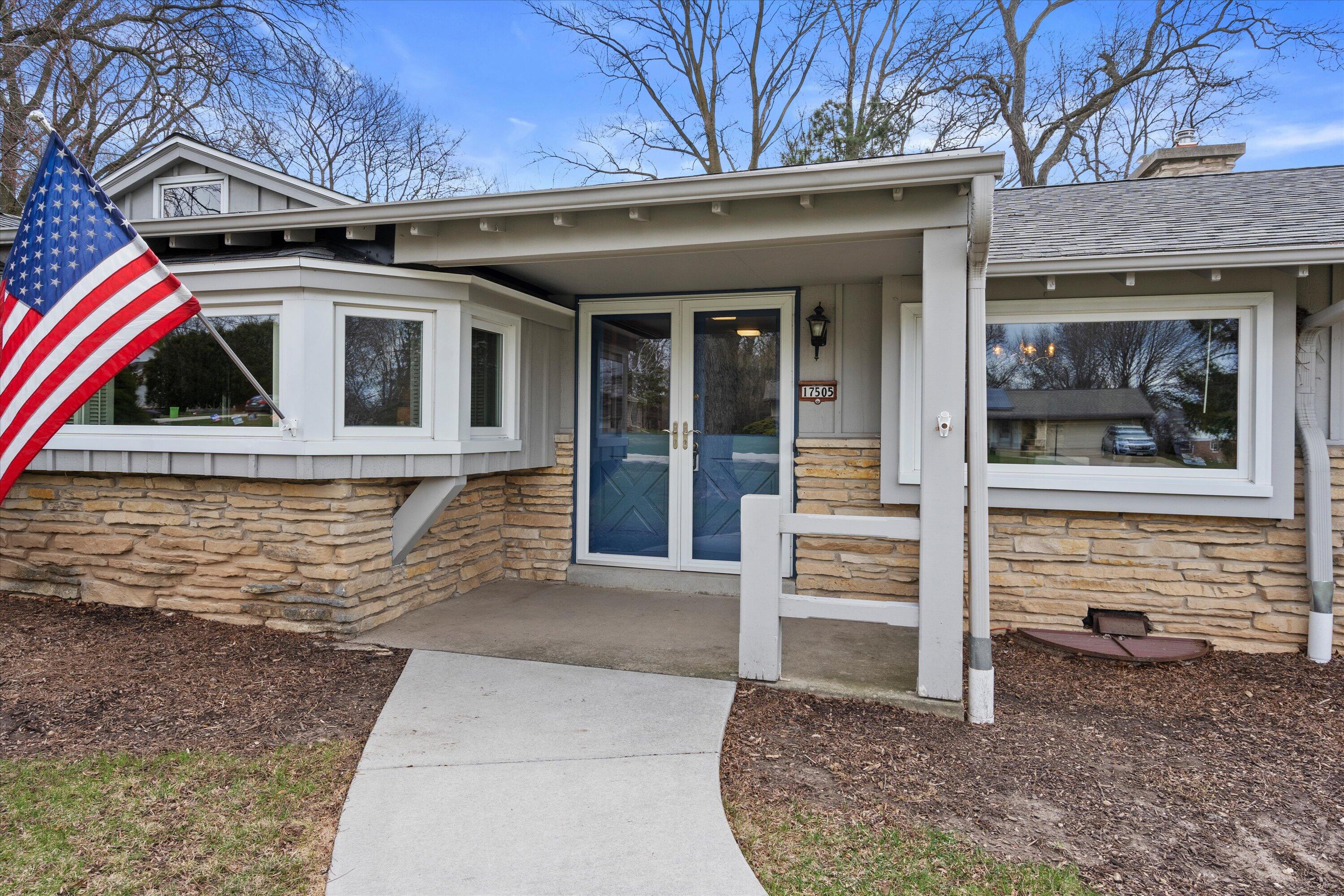 17505 Azure Lane Brookfield, WI 53045 - Photo 15 of 49 Inviting Front Entryway
