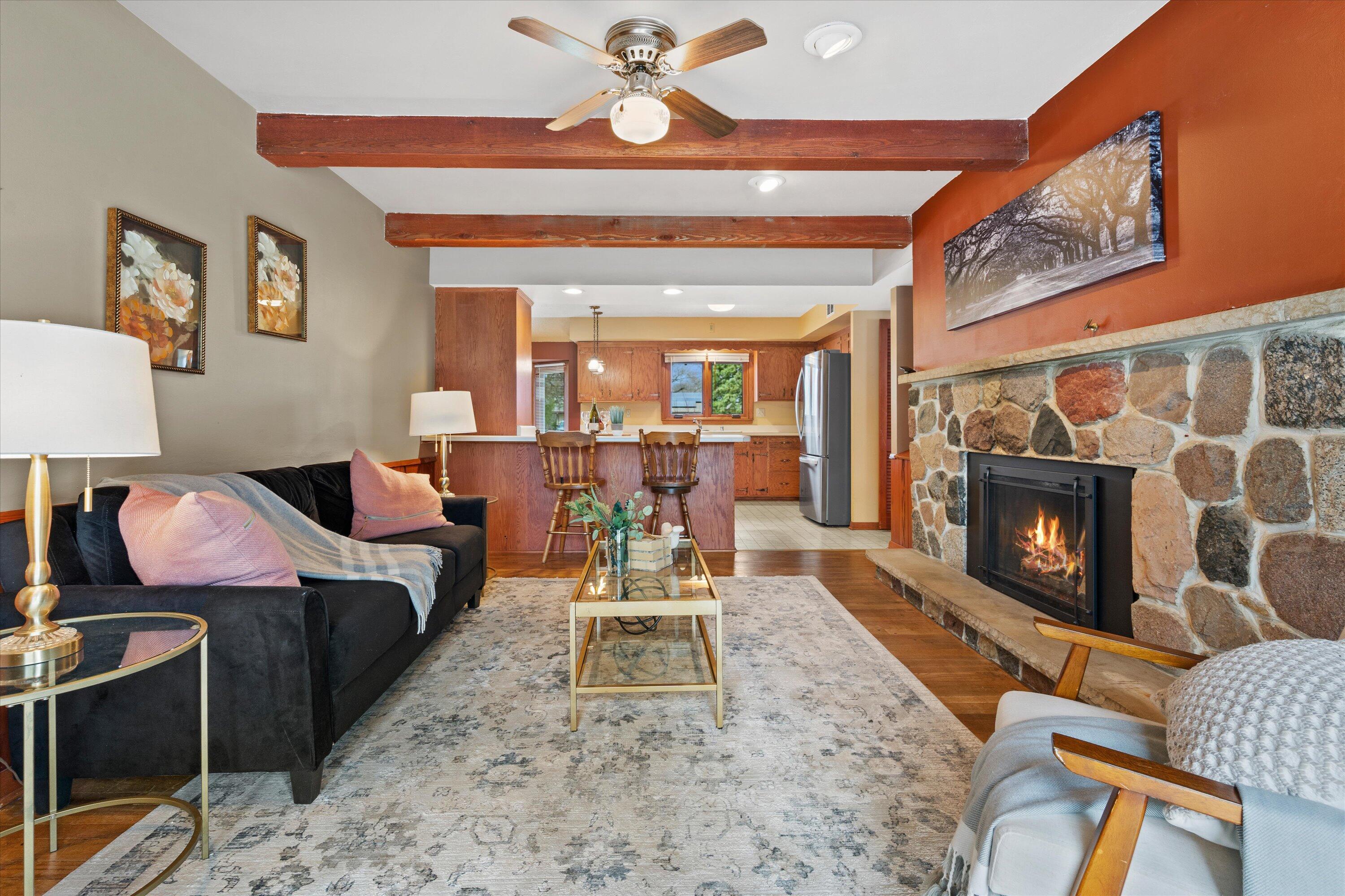 17505 Azure Lane Brookfield, WI 53045 - Photo 28 of 49 Family Room to Kitchen