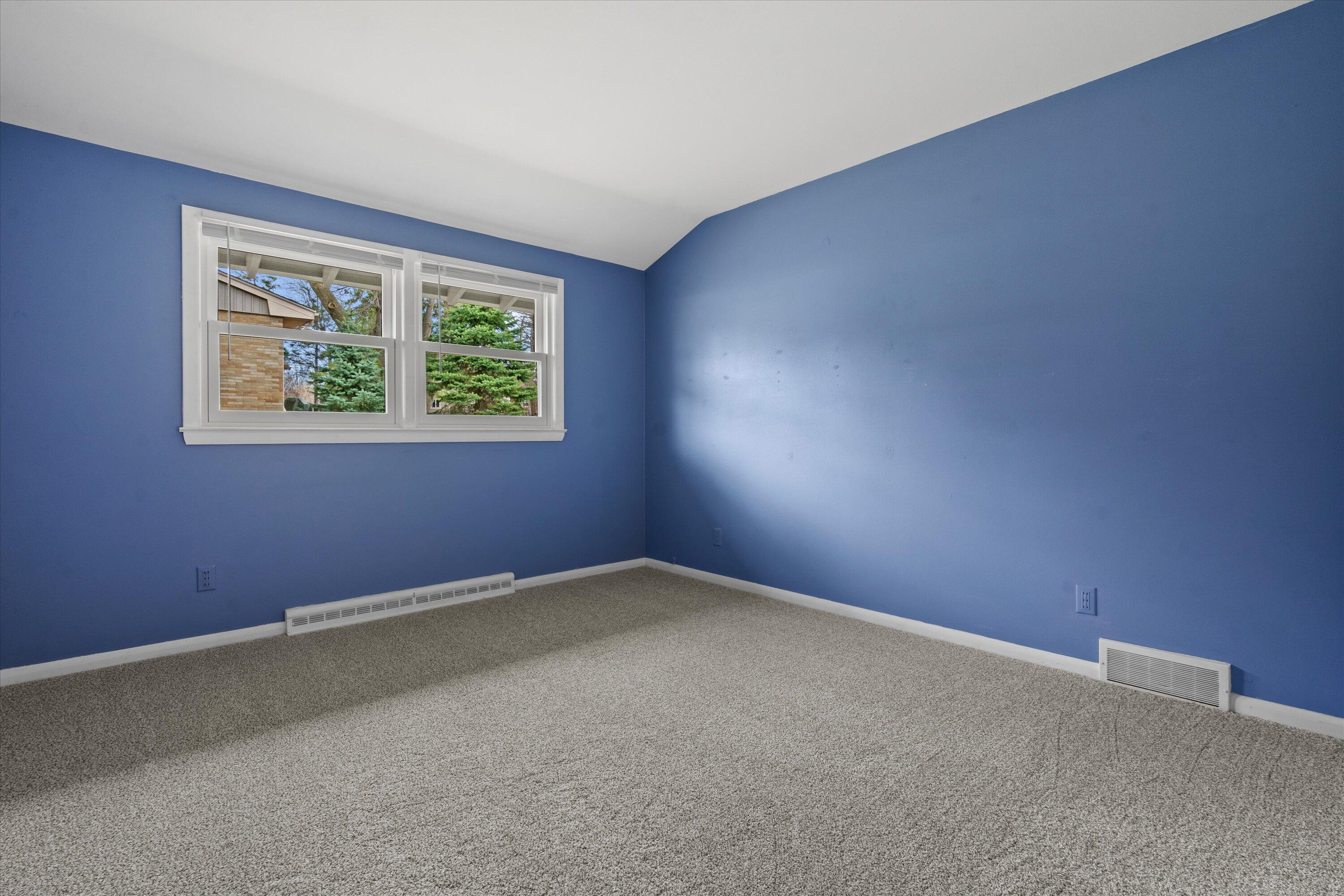 17505 Azure Lane Brookfield, WI 53045 - Photo 41 of 49 2nd Bedroom w/ New Carpeting
