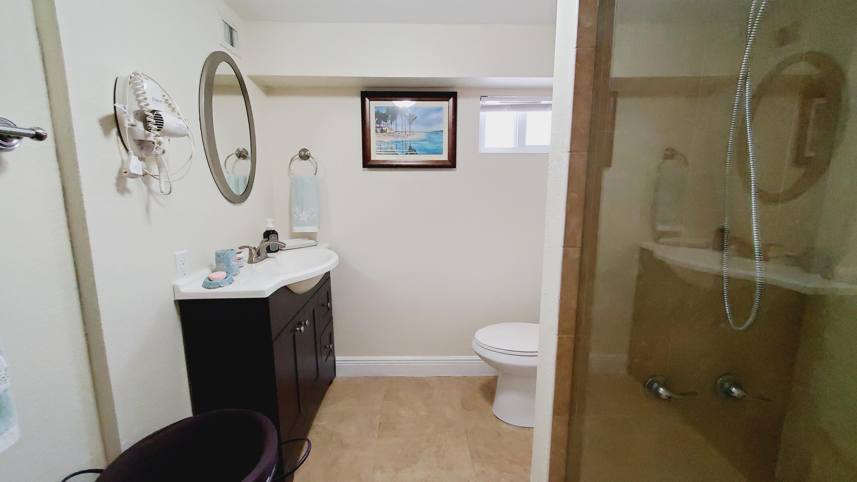 26 Swallow Road Key Largo, FL 33037 - Photo 15 of 30 Guest Bath