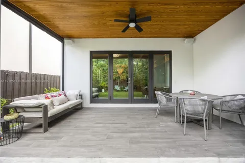 $1,950,000 | 3174 Elizabeth Street, Coconut Grove, FL 33133