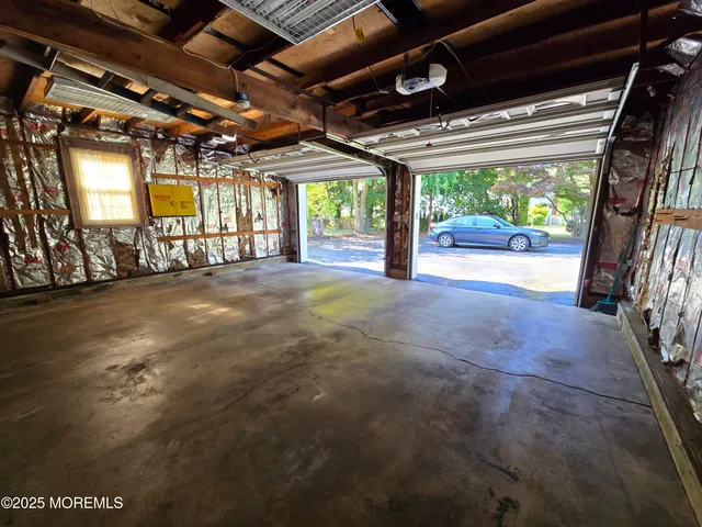 $4,100 | 77 Dutch Lane Road, Freehold, NJ 07728