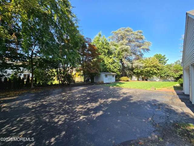 $4,100 | 77 Dutch Lane Road, Freehold, NJ 07728