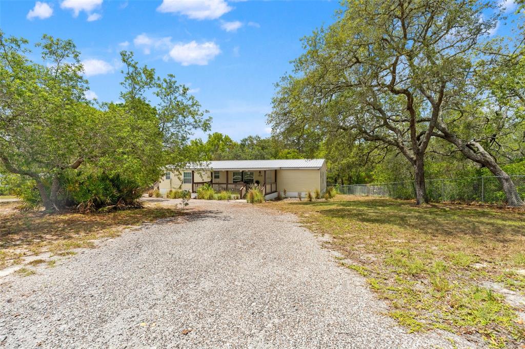7876 Ridge Road Weeki Wachee, FL 34613 - Photo 34 of 54