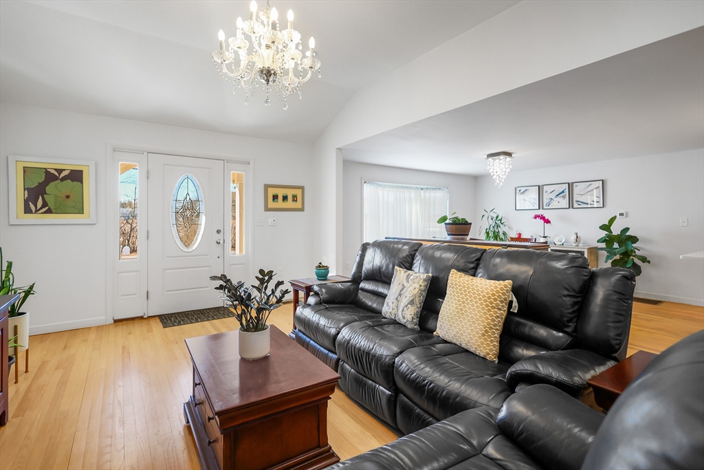 35 Cross Street Methuen, MA 01844 - Photo 11 of 31