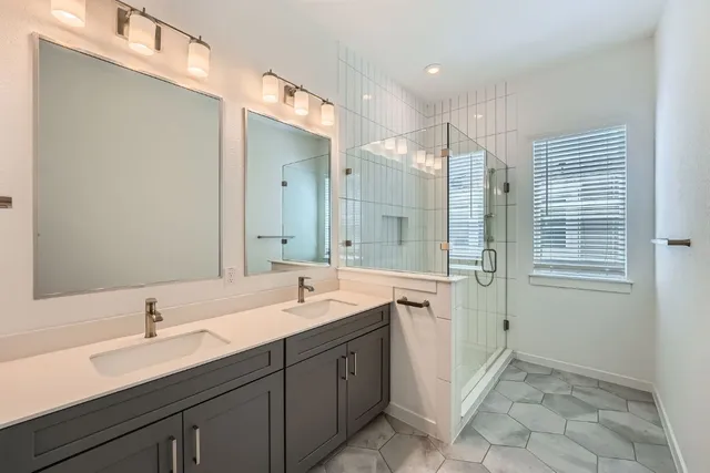 $895,000 | 3213 Zach Scott Street, Austin, TX 78723