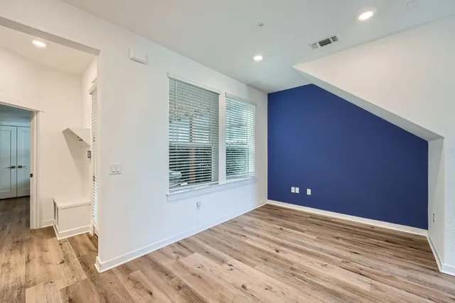 $895,000 | 3213 Zach Scott Street, Austin, TX 78723