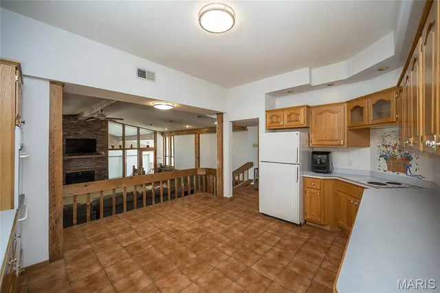 $245,000 | 437 Hoffmeister Avenue, St. Louis, MO 63125