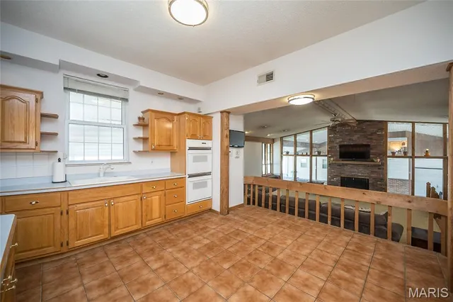 $245,000 | 437 Hoffmeister Avenue, St. Louis, MO 63125