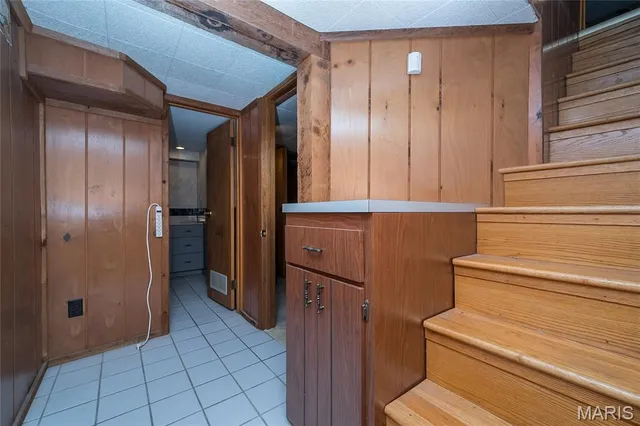 $245,000 | 437 Hoffmeister Avenue, St. Louis, MO 63125