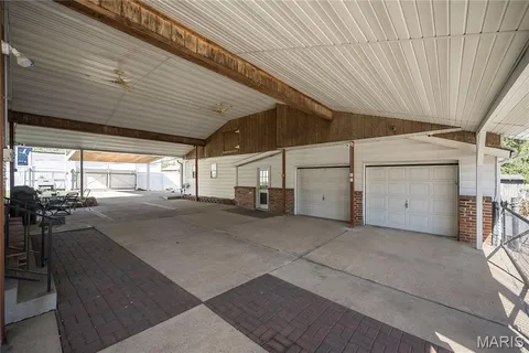 $245,000 | 437 Hoffmeister Avenue, St. Louis, MO 63125