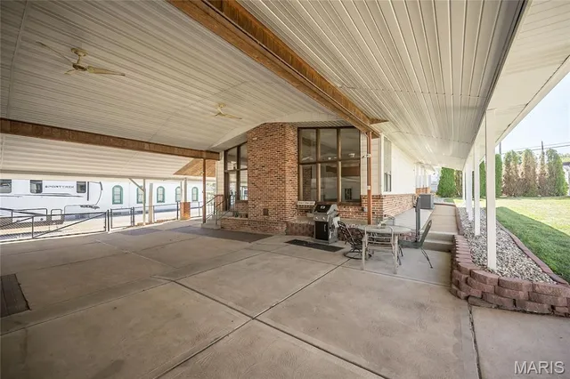 $245,000 | 437 Hoffmeister Avenue, St. Louis, MO 63125