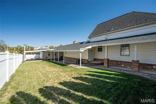 $245,000 | 437 Hoffmeister Avenue, St. Louis, MO 63125