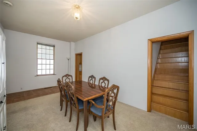 $245,000 | 437 Hoffmeister Avenue, St. Louis, MO 63125