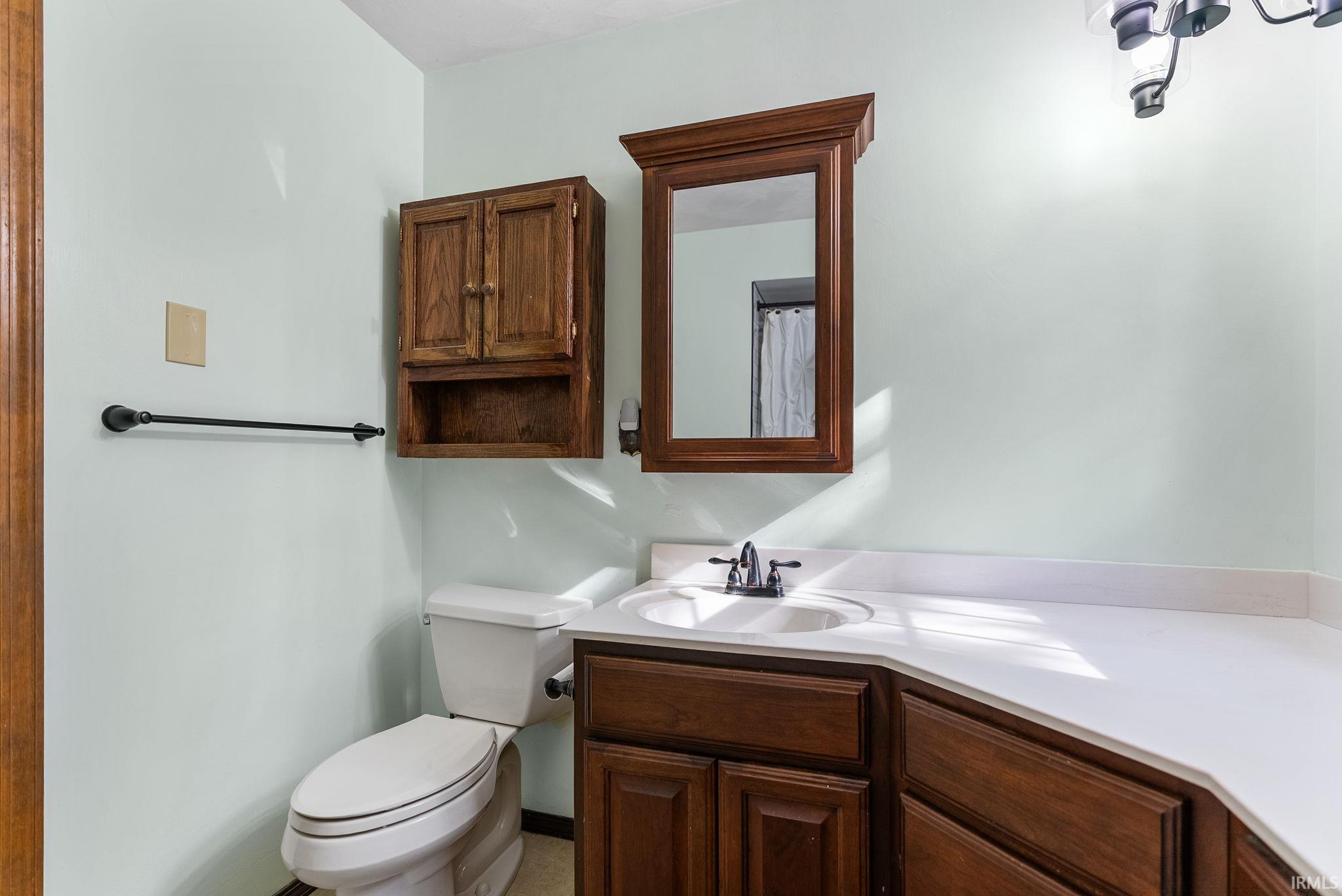 5915 Hosler Road Leo, IN 46765 - Photo 42 of 50 Gallery Image 42