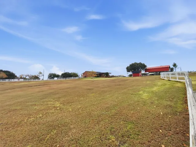 a front view of house with yard