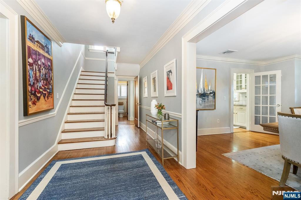 242 Forest Avenue Glen Ridge, NJ 07028 - Photo 6 of 49