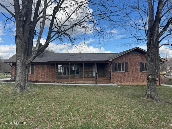 $450,000 | 1642 Old Jacksboro Highway, La Follette, TN 37766