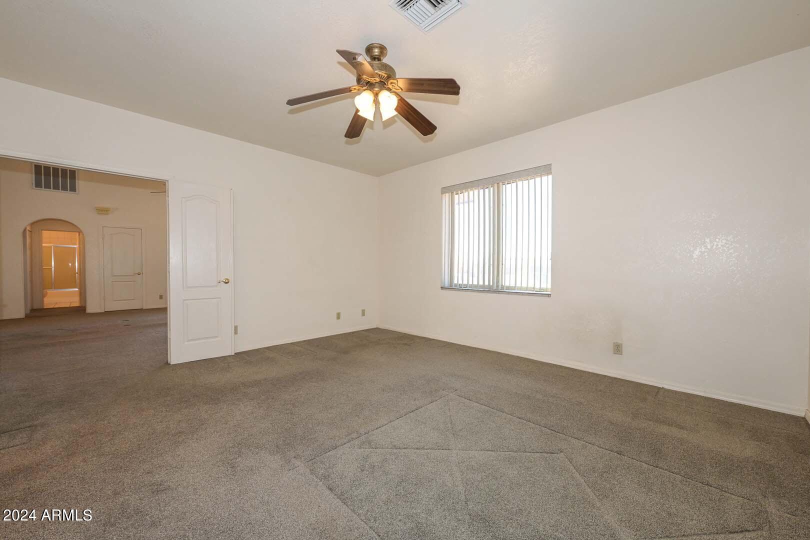 512 West Irvine Road Phoenix, AZ 85086 - Photo 20 of 40 Primary Bedroom