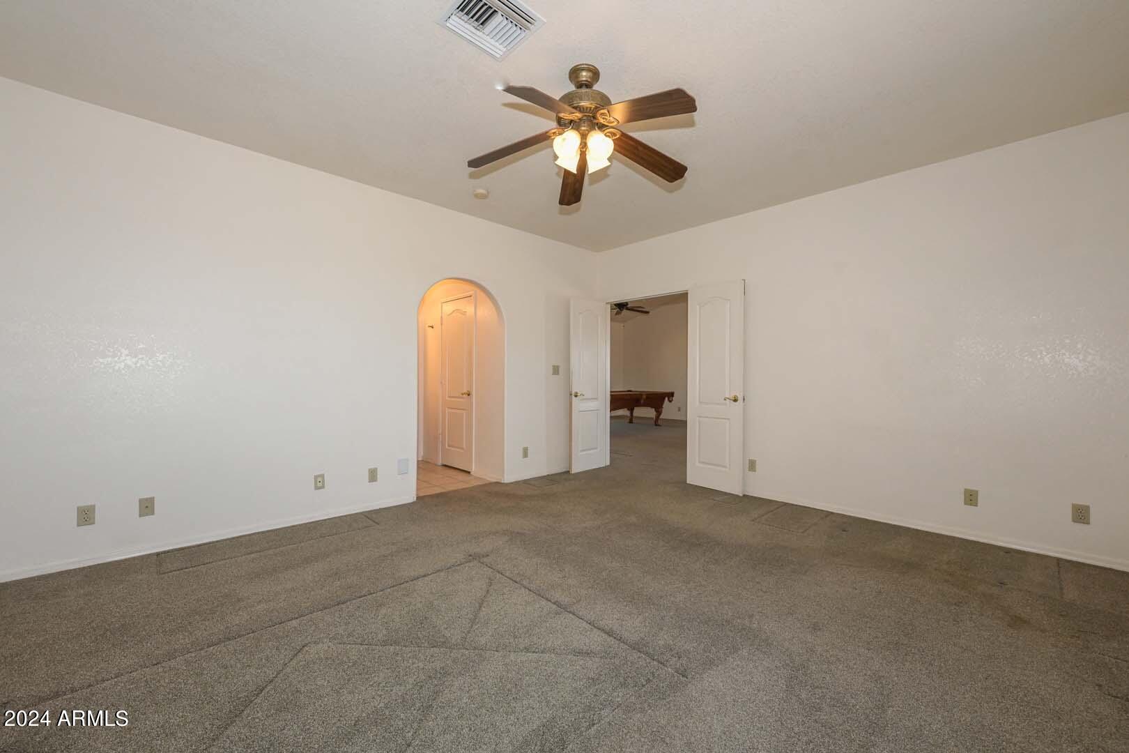 512 West Irvine Road Phoenix, AZ 85086 - Photo 21 of 40 Primary Bedroom2