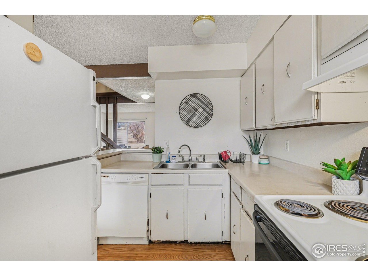 1705 Heatheridge Road, Unit F103 Fort Collins, CO 80526 - Photo 8 of 35