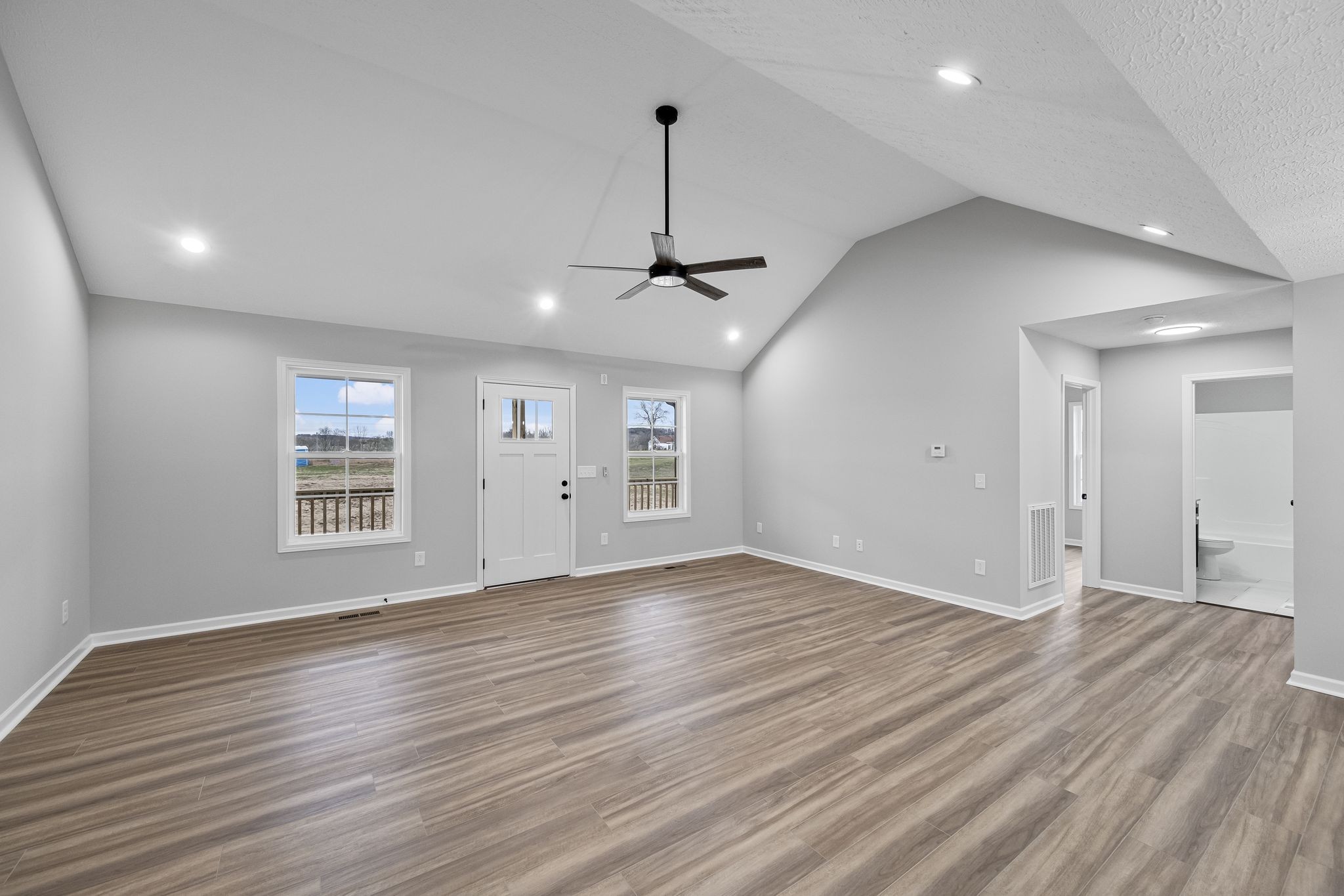 2193 Claude Fox Road Cornersville, TN 37047 - Photo 6 of 18 Gallery Image 6