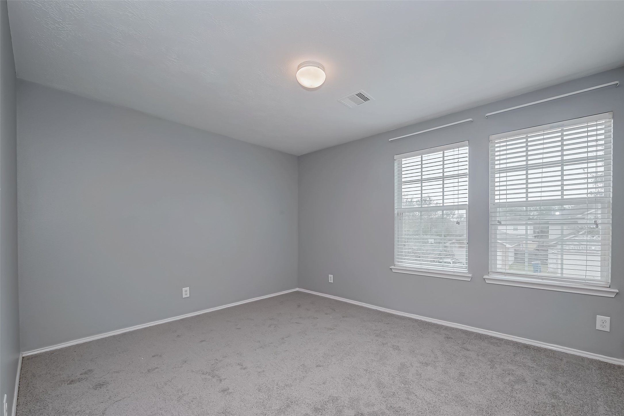 6211 Borage Street Crosby, TX 77532 - Photo 39 of 43 an empty room with a window