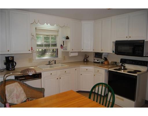 850 Fletcher Road North Kingstown, RI 02852 - Photo 4 of 11 Kitchen.