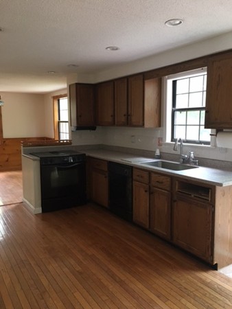 15 Countryside Road Pepperell, MA 01463 - Photo 7 of 16 Gallery Image 7