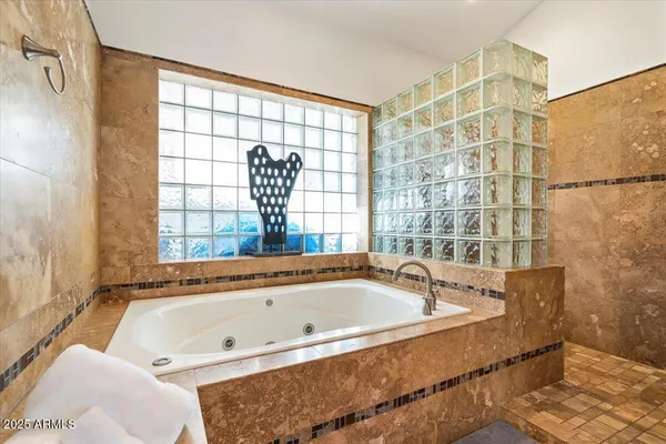 $7,495 | 6252 East Beverly Lane, Scottsdale, AZ 85254