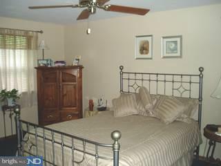 17 Aspen Road Sicklerville, NJ 08081 - Photo 6 of 6 Gallery Image 6