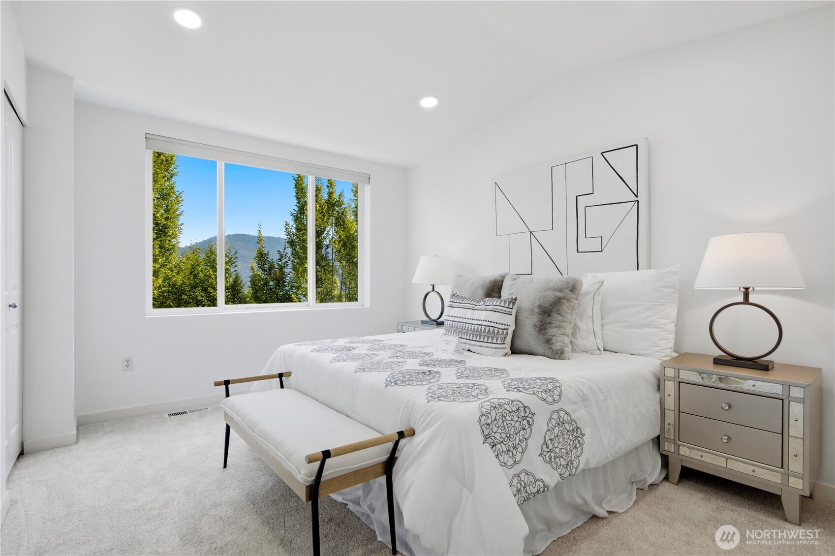 23120 Southeast Black Nugget Road, Unit C3 Issaquah, WA 98029 - Photo 14 of 24