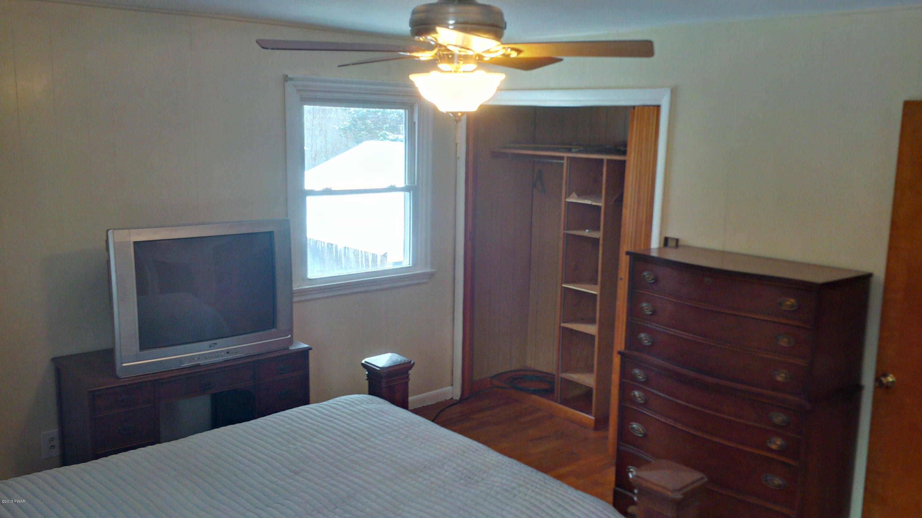 727 Rose Hill Road Lake Como, PA 18437 - Photo 12 of 33
