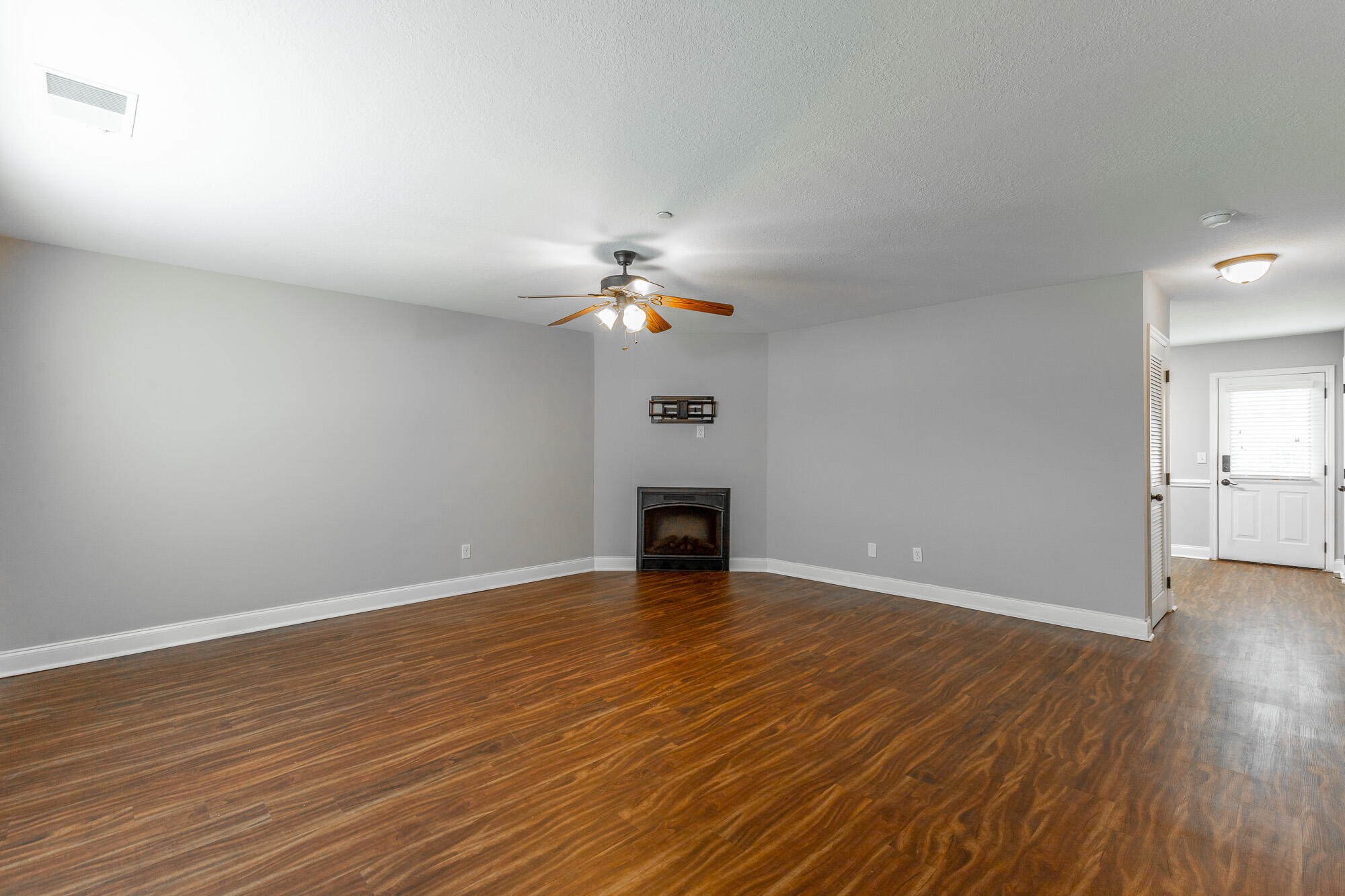 1126 Maple Tree Lane Chattanooga, TN 37421 - Photo 3 of 26 Maple Tree Lane HD-1