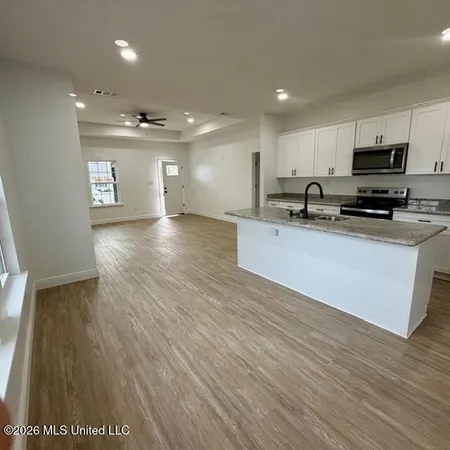 $249,000 | 1524 Wynedote Drive, Gautier, MS 39553