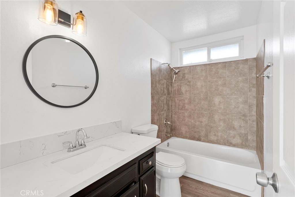 12696 Kiowa Road Apple Valley, CA 92308 - Photo 13 of 42
