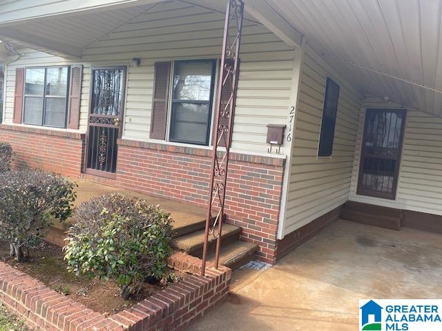 2716 Southwest Dowell Court Birmingham, AL 35211 - Photo 2 of 11