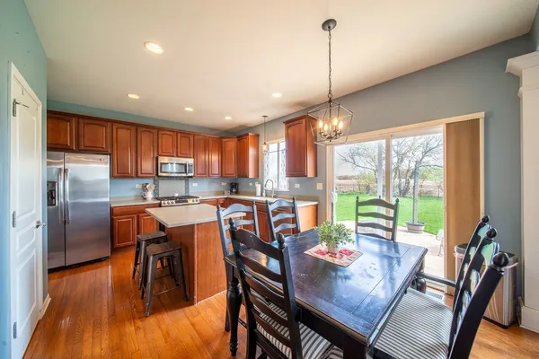 $434,900 | 2382 Emerald Lane, Yorkville, IL 60560