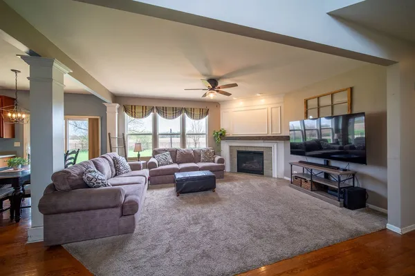 $434,900 | 2382 Emerald Lane, Yorkville, IL 60560