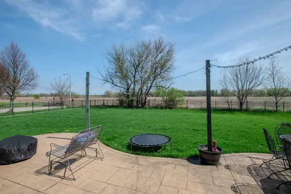 $434,900 | 2382 Emerald Lane, Yorkville, IL 60560