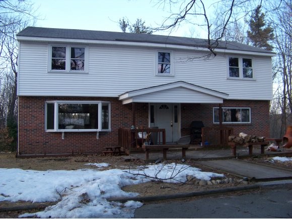 12 Hovey Road Londonderry, NH 03053 - Photo 1 of 1 Gallery Image 1