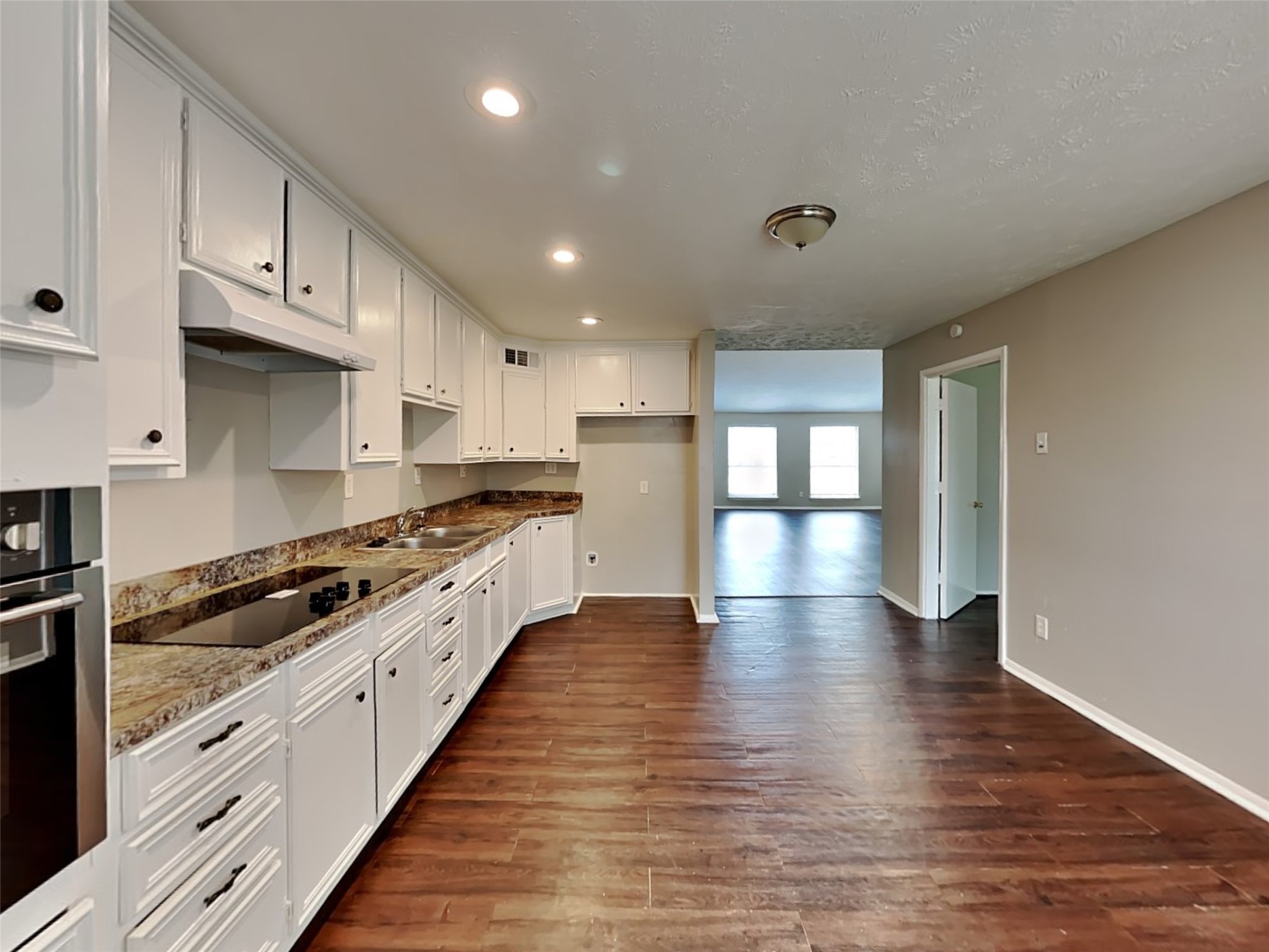 14002 Edenglen Drive Houston, TX 77049 - Photo 3 of 9