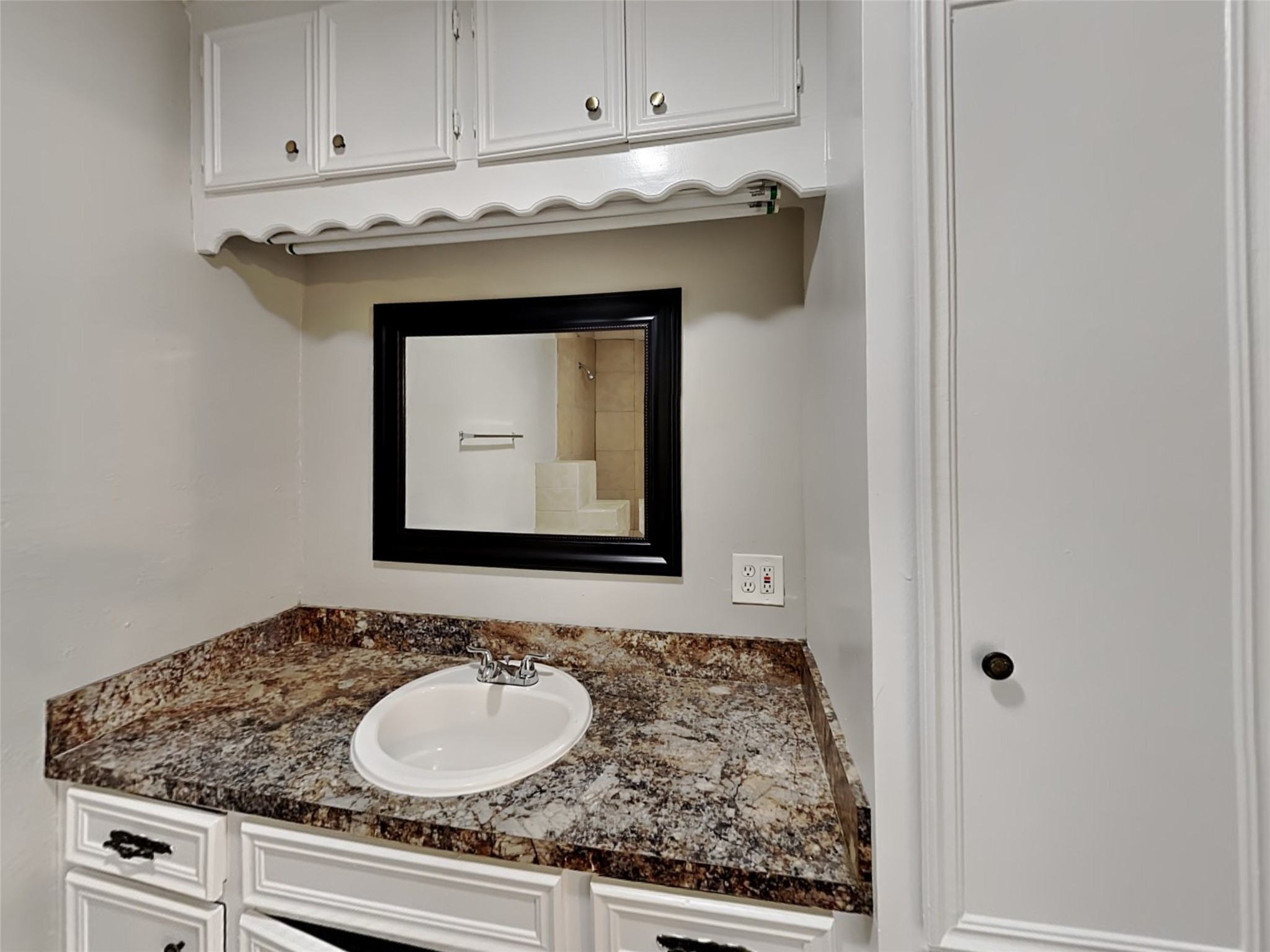 14002 Edenglen Drive Houston, TX 77049 - Photo 5 of 9