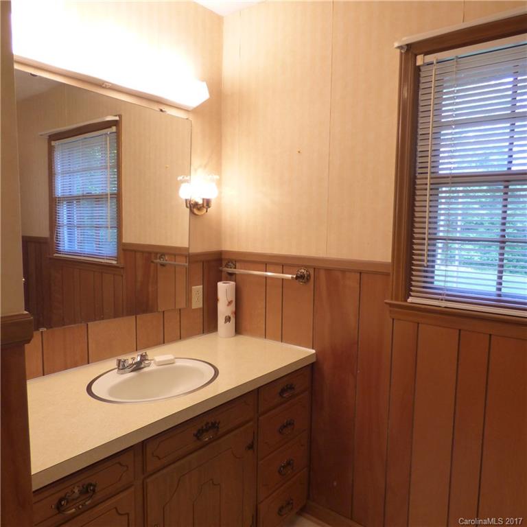2313 Mariposa Road Stanley, NC 28164 - Photo 14 of 20 Gallery Image 14