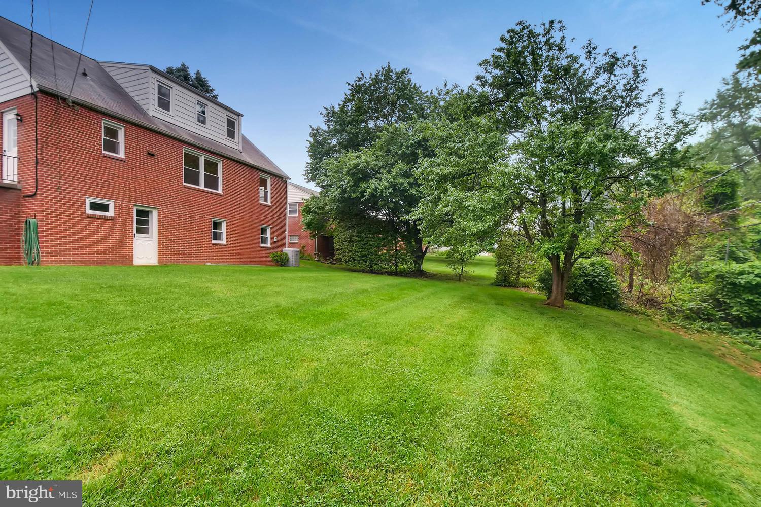 4308 Piney Park Road Perry Hall, MD 21128 - Photo 29 of 30 Awesome private yard.