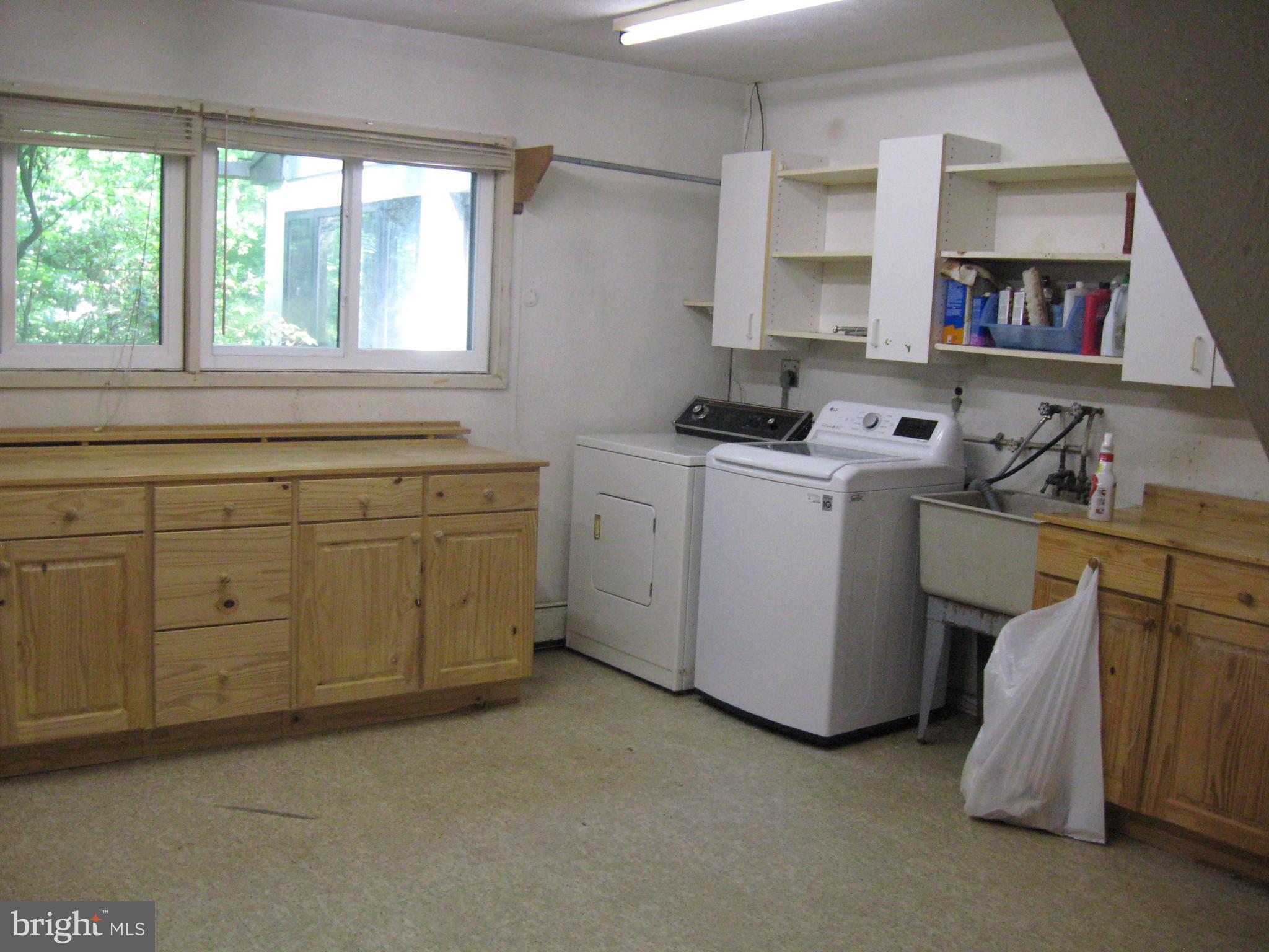 101 Pugh Road Wayne, PA 19087 - Photo 13 of 22 Laundry