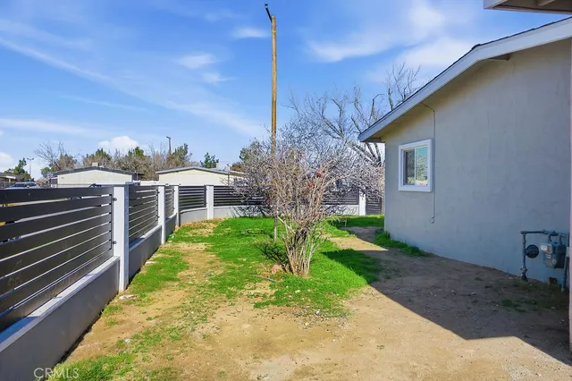 $599,000 | 552 West Ave H 8, Lancaster, CA 93534